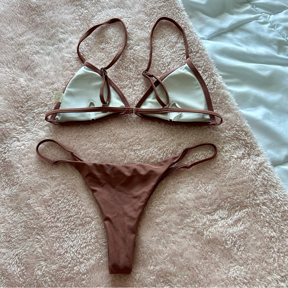 Shein triangle cheeky bikini set - Picture 3 of 4